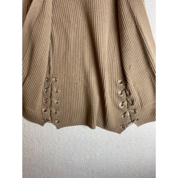 Arizona Jean Company • Light Brown Cardigan Sweater 🤎 - Picture 6 of 9